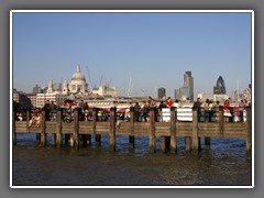 2.10 Thames, South Bank St Pauls and OXO jetty